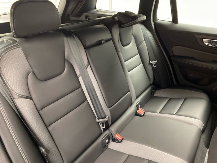 Volvo V60 2026