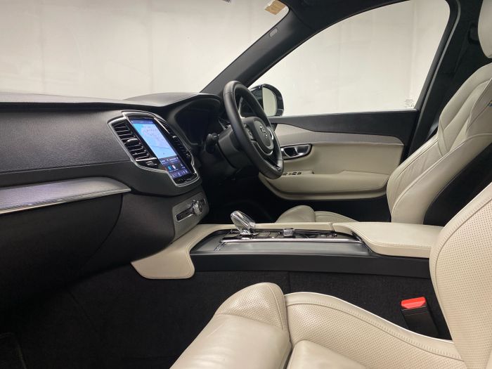Volvo XC90 2024
