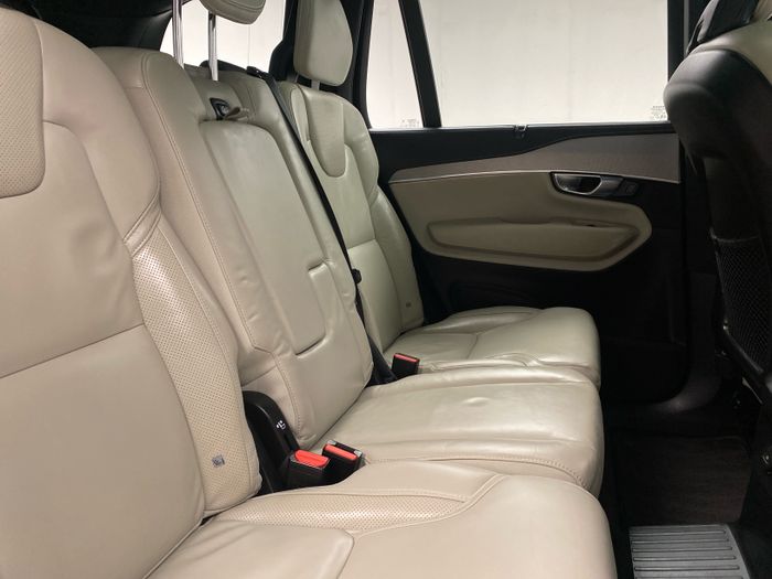 Volvo XC90 2024