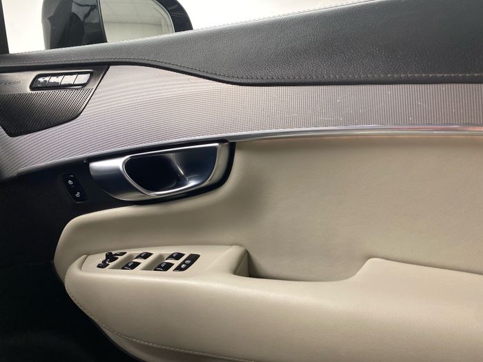 Volvo XC90 2024