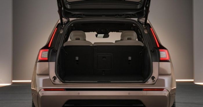 Volvo XC60 2027
