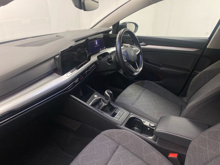 Volkswagen Golf 2024