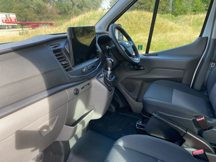Ford Transit Minibus 2026