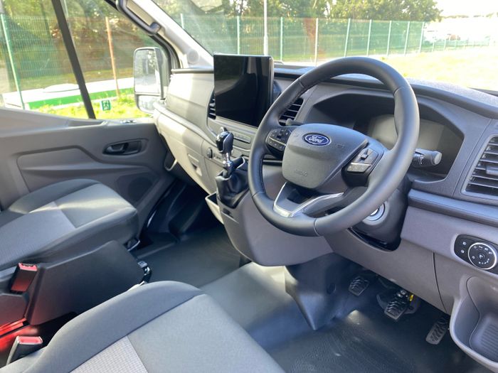 Ford Transit Minibus 2026