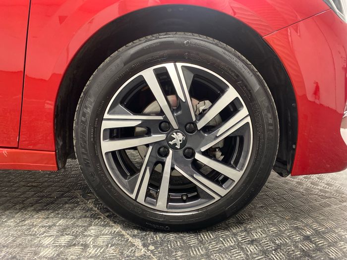 Peugeot 208 2023