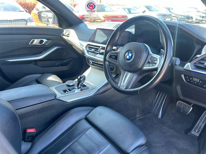 BMW 3 Series 2021