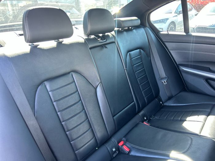 BMW 3 Series 2021