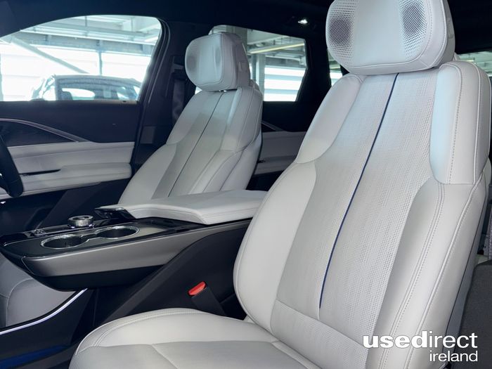 Cadillac Lyriq 2025