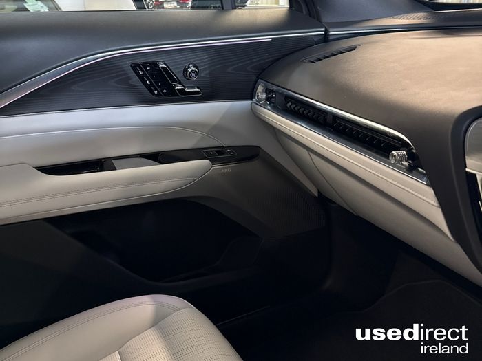Cadillac Lyriq 2025