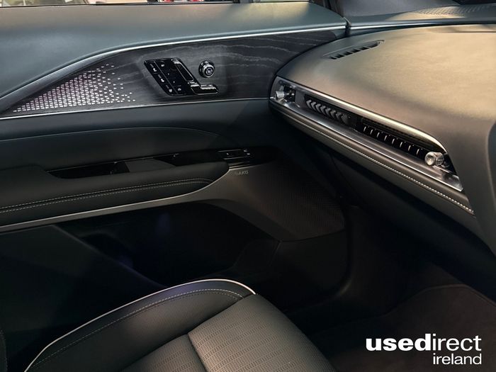 Cadillac Lyriq 2025