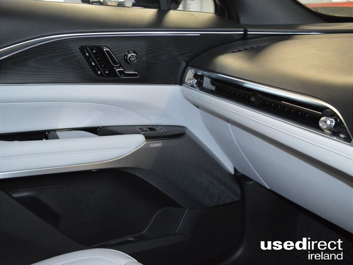 Cadillac Lyriq 2026