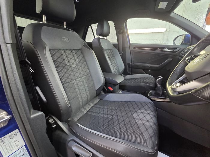 Volkswagen T-Roc 2023