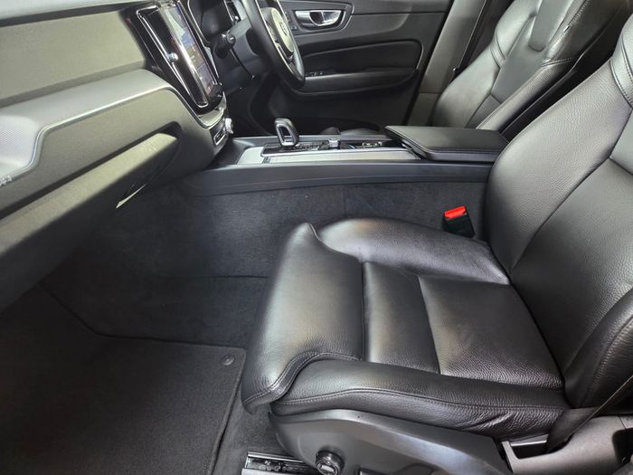 Volvo XC60 2023