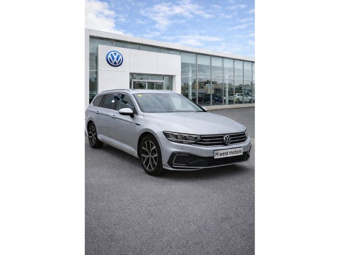 Volkswagen Passat 2022