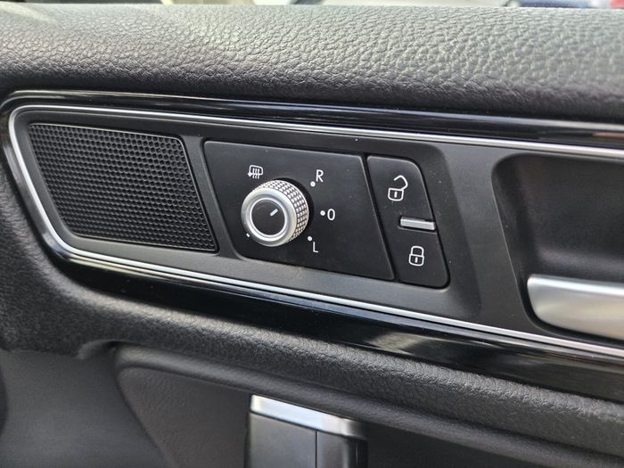 Volkswagen Touareg 2016
