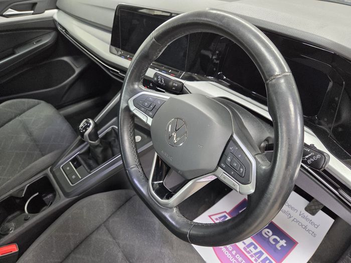 Volkswagen Golf 2023