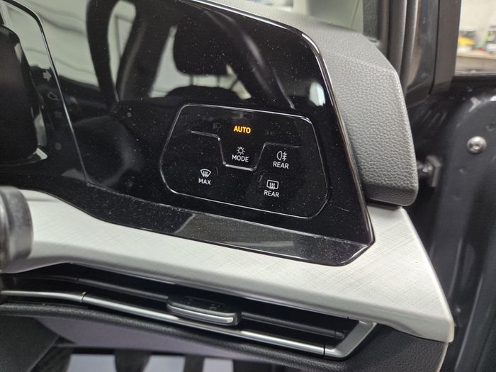 Volkswagen Golf 2023