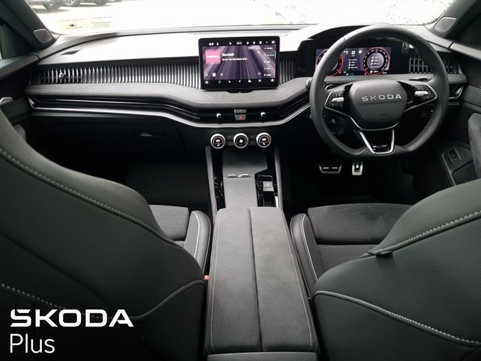 Skoda Superb 2025
