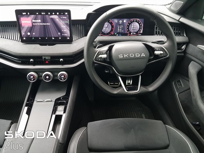 Skoda Superb 2025
