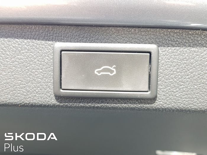 Skoda Superb 2022