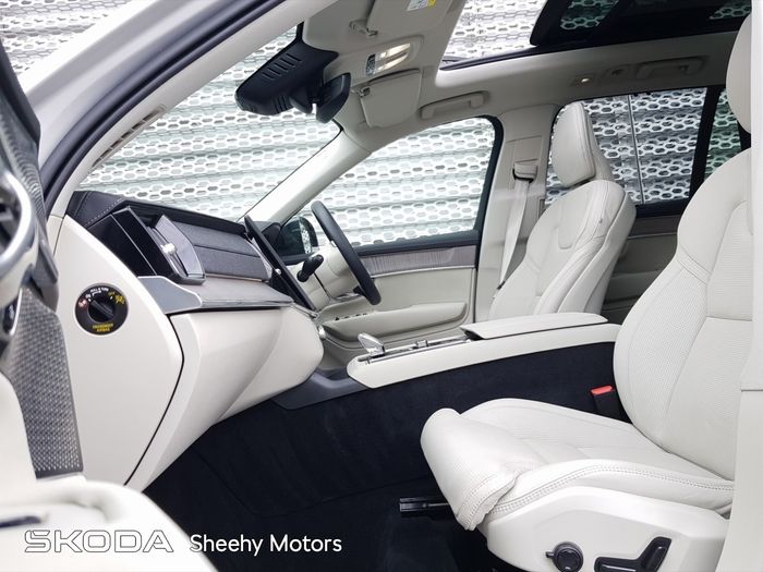 Volvo XC90 2025