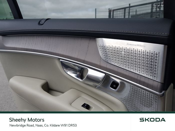 Volvo XC90 2025
