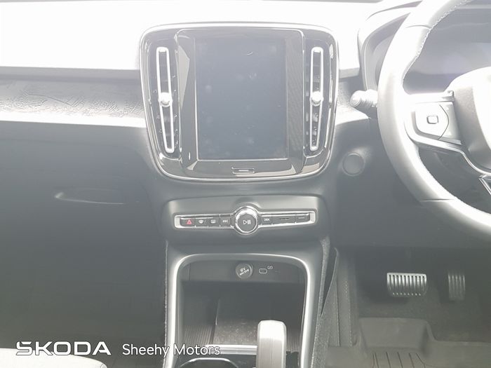 Volvo C40 2022