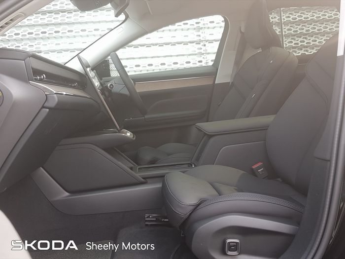 Volvo ES90 2026