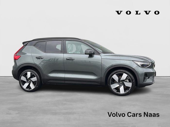 Volvo EX40 2026