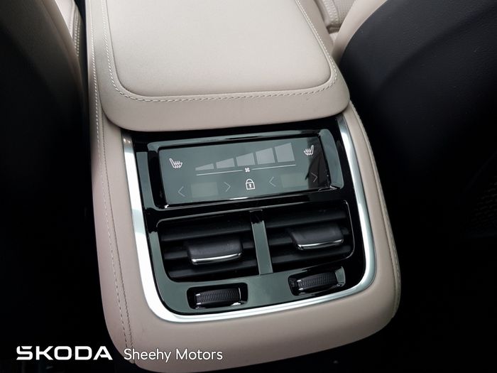 Volvo XC90 2025