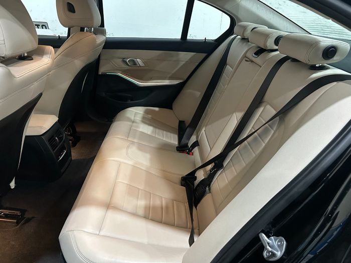 BMW 3 Series 2024