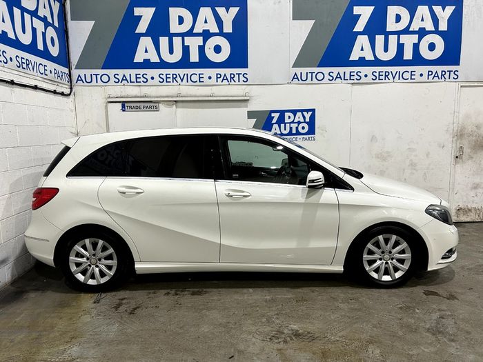 Mercedes-Benz B-Class 2013