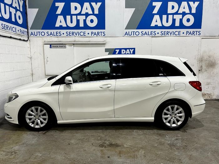 Mercedes-Benz B-Class 2013