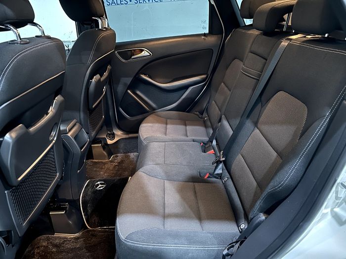 Mercedes-Benz B-Class 2013