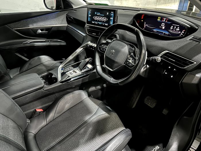 Peugeot 5008 2022