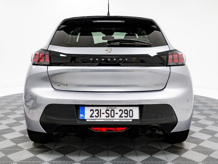 Peugeot 208 2023