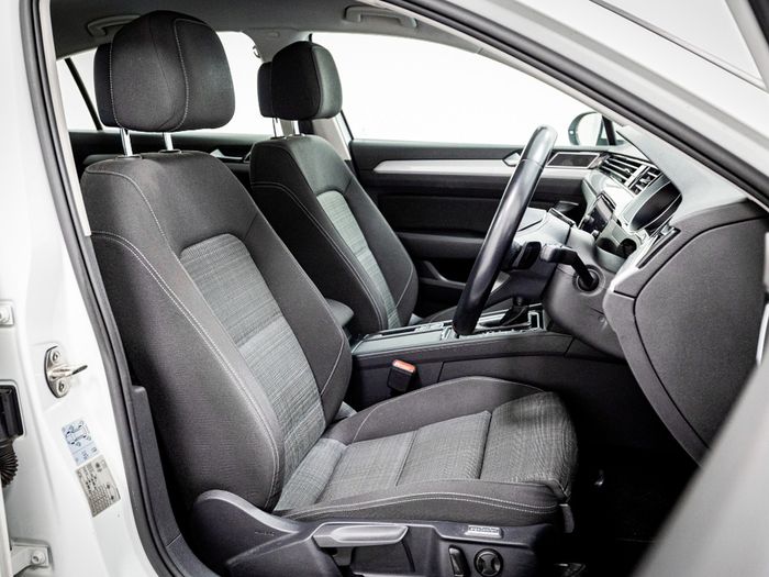 Volkswagen Passat 2021