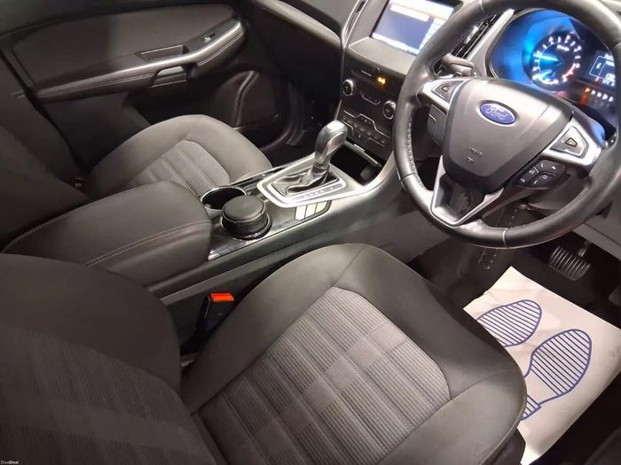 Ford Galaxy 2016