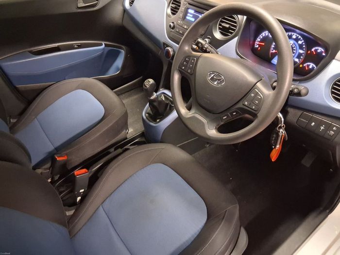 Hyundai i10 2015