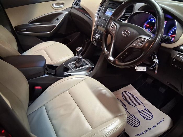 Hyundai Santa Fe 2014