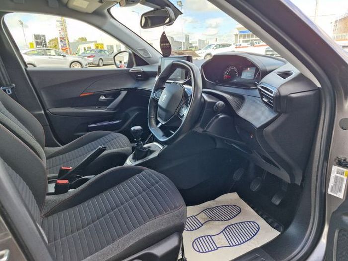 Peugeot 2008 2021