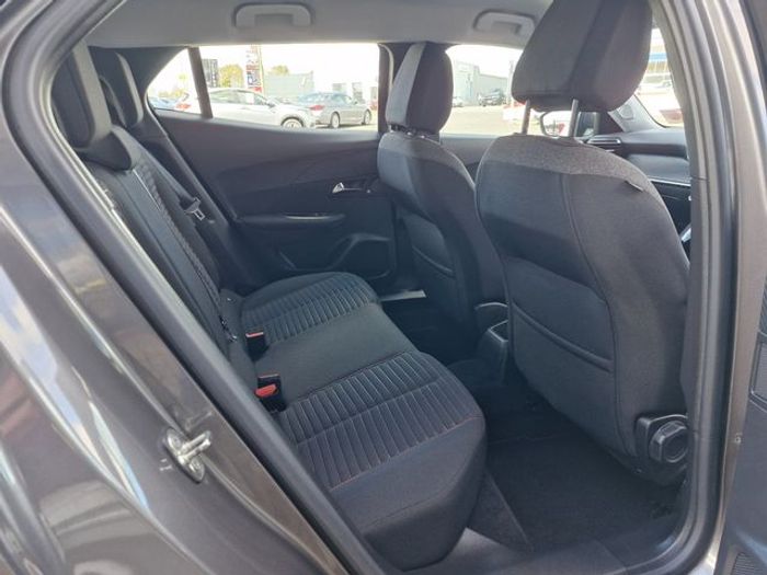 Peugeot 2008 2021