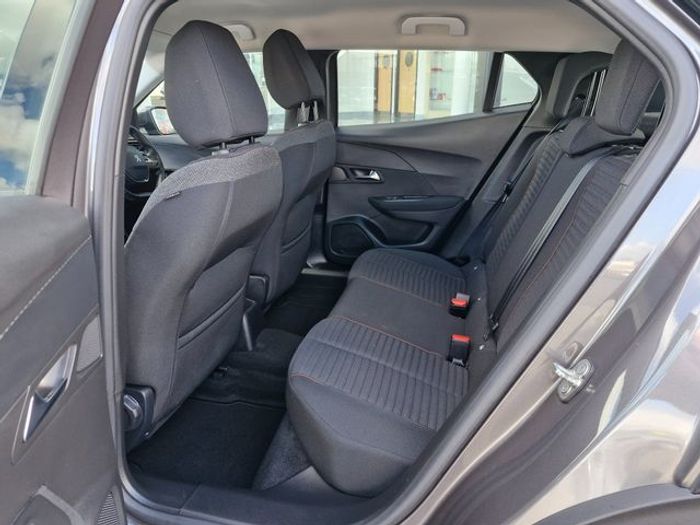 Peugeot 2008 2021