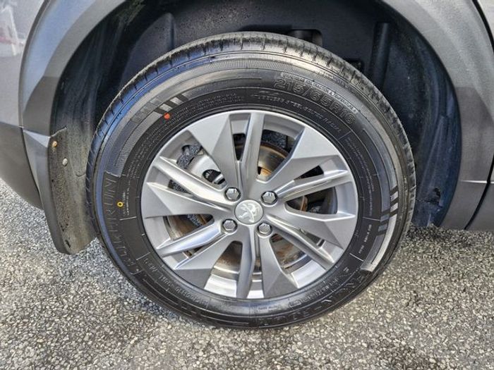 Peugeot 2008 2021