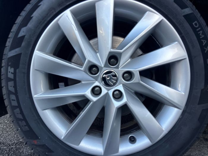 Skoda Superb 2023