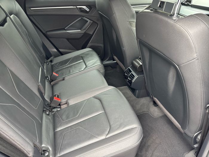 Audi Q3 2021