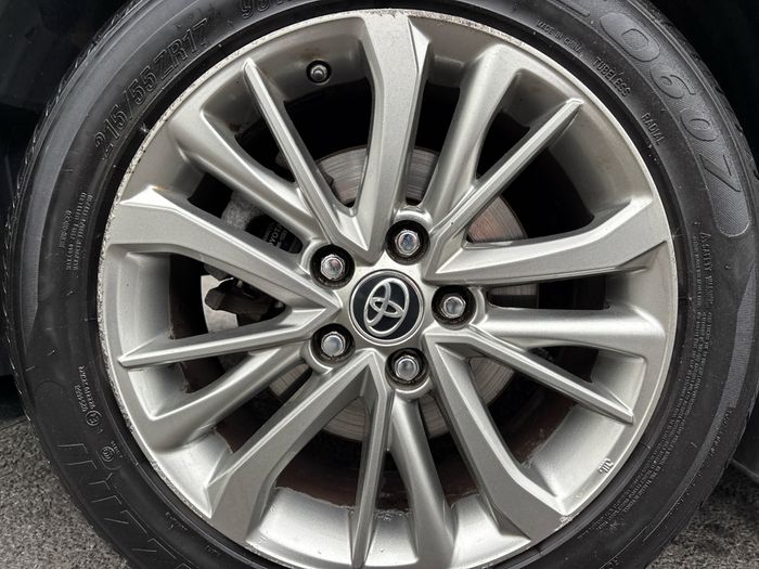 Toyota Avensis 2016