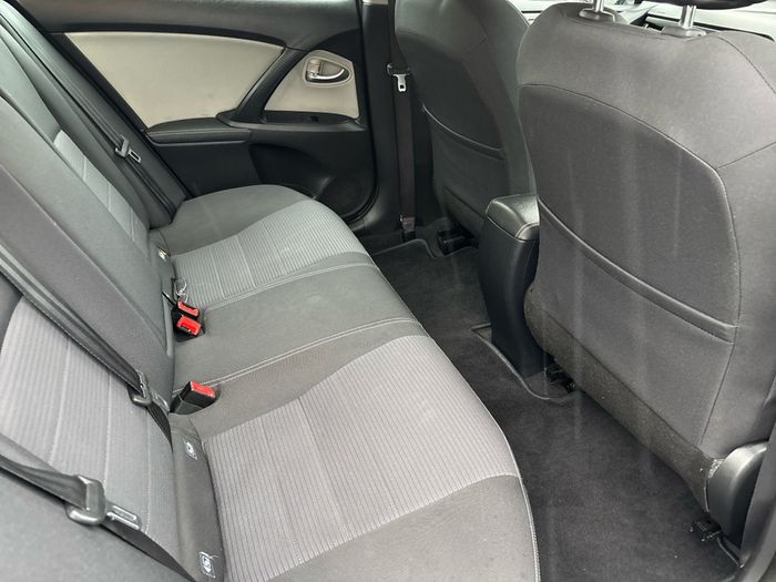 Toyota Avensis 2016
