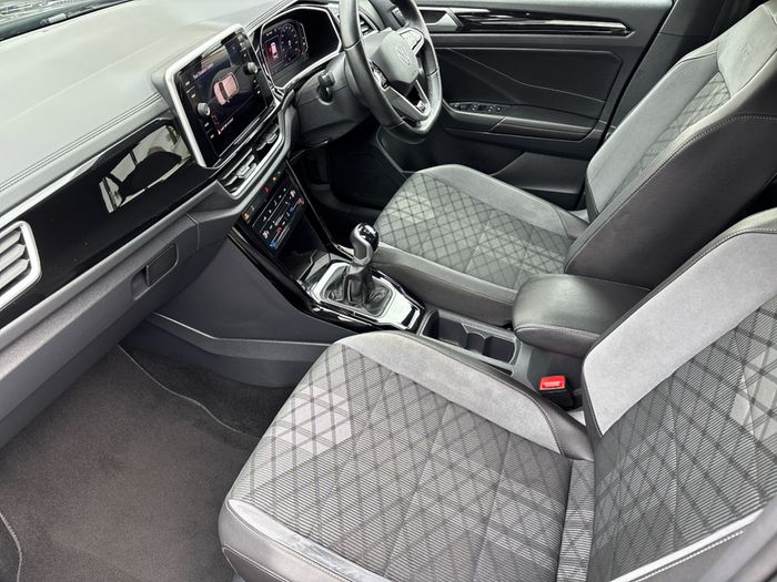 Volkswagen T-Roc 2023