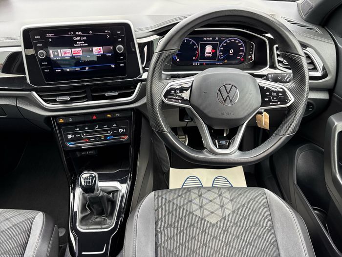 Volkswagen T-Roc 2023